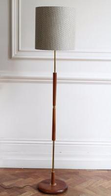 Vintage 1950's floor lamp in wood and brass